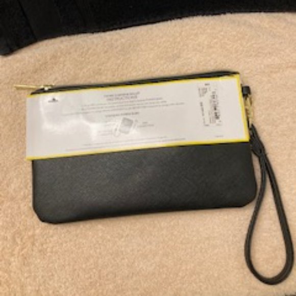NWT - Liz Claiborne Universal Phone Charging Wallet/Wristlet For iPhone/Android - Picture 11 of 12